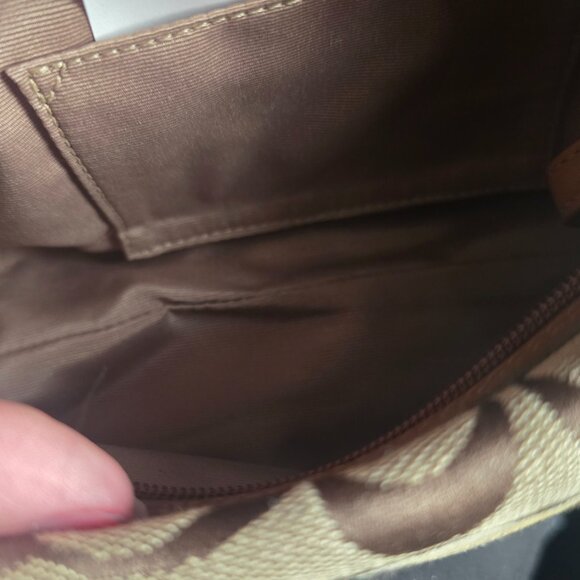Coach NWOT mini hand bag - Picture 4 of 7